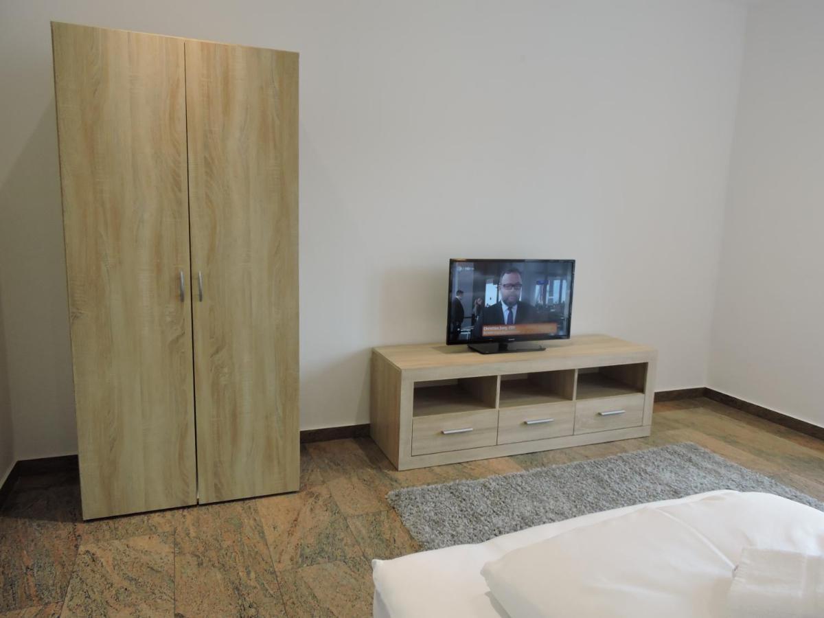 Ferienwohnungen Fabry Saarbruecken Ngoại thất bức ảnh
